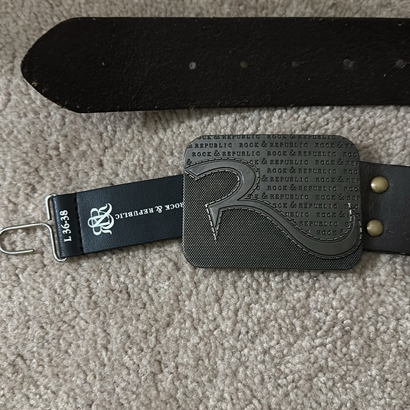 Men’s Rock & Republic belt size Large (36-38). - Picture 2 of 3